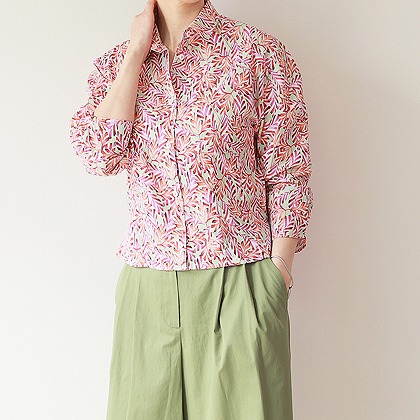 절개단 여유핏 889 blouse