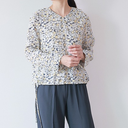 잔꽃 소프트 690 blouse